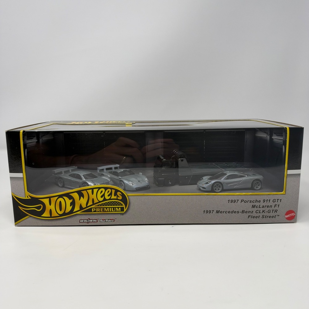 Hot Wheels Premium Collector Set Porsche 911 GT1 McLaren F1 Mercedes CLK JBM07
